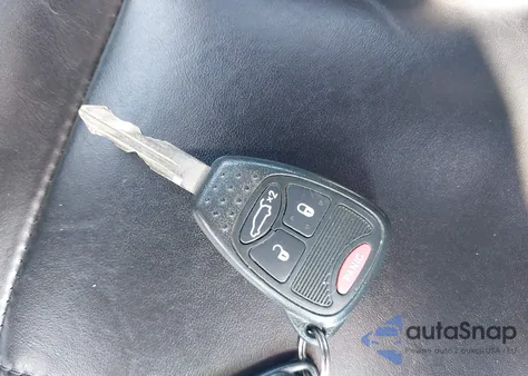 2013 Dodge Avenger Sxt z USA, uszkodzony, nr VIN 1C3CDZCG1DN749904